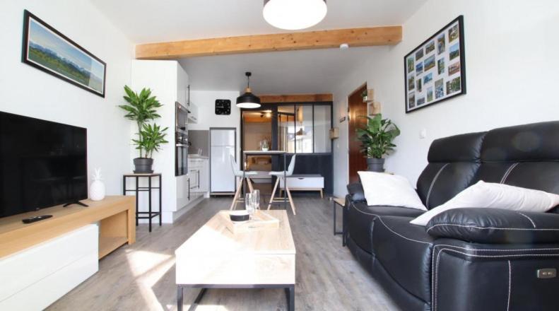 Ferienwohnung Le Saint Pierre Quartier Historique D'Oloron Sainte Marie Exterior foto