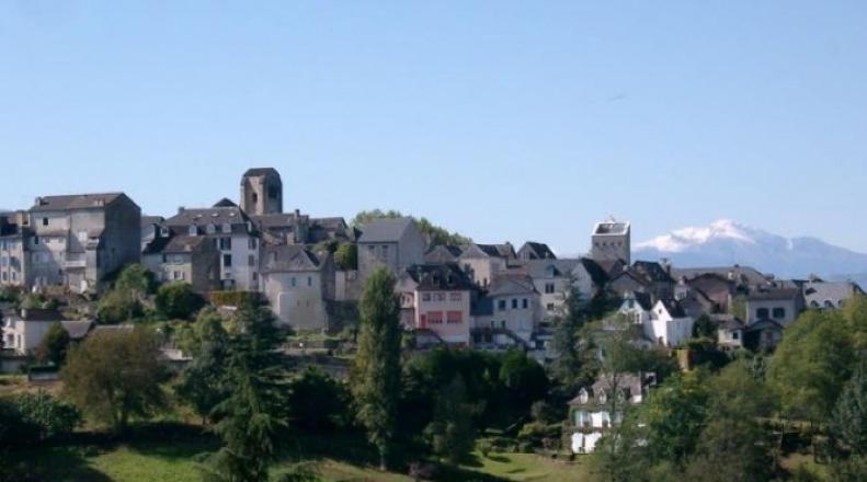 Ferienwohnung Le Saint Pierre Quartier Historique D'Oloron Sainte Marie Exterior foto